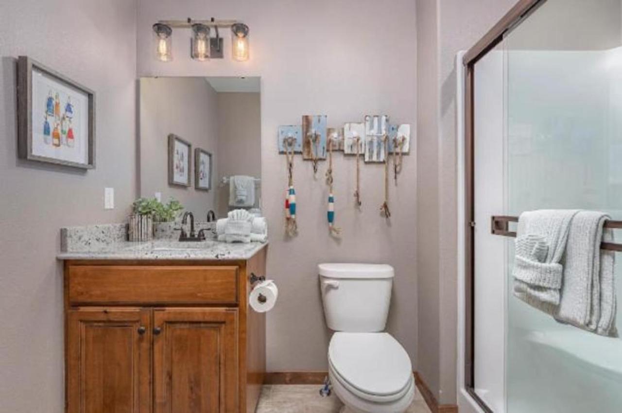 Spacious Home In Branson - 8 Bed, 6 Bath & Hot Tub Hollister Buitenkant foto