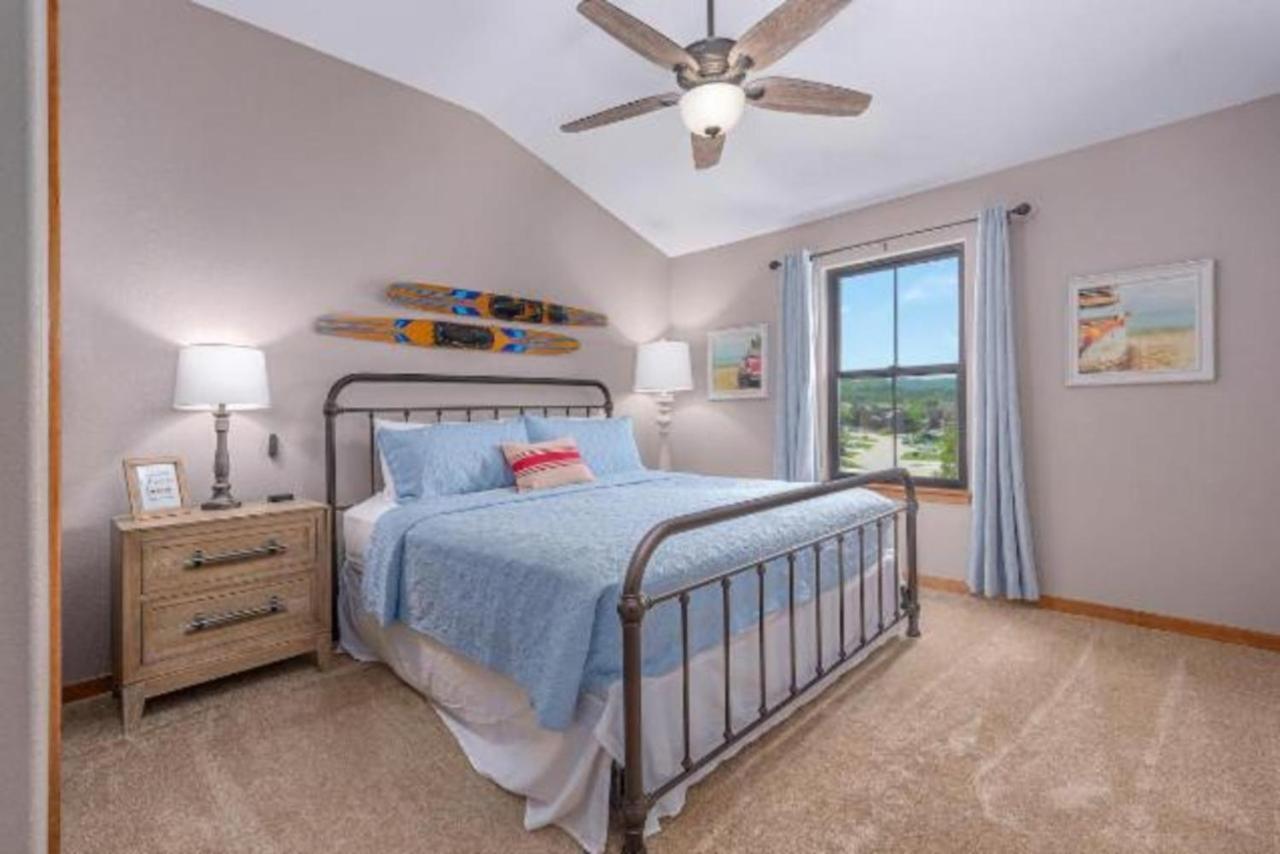 Spacious Home In Branson - 8 Bed, 6 Bath & Hot Tub Hollister Buitenkant foto