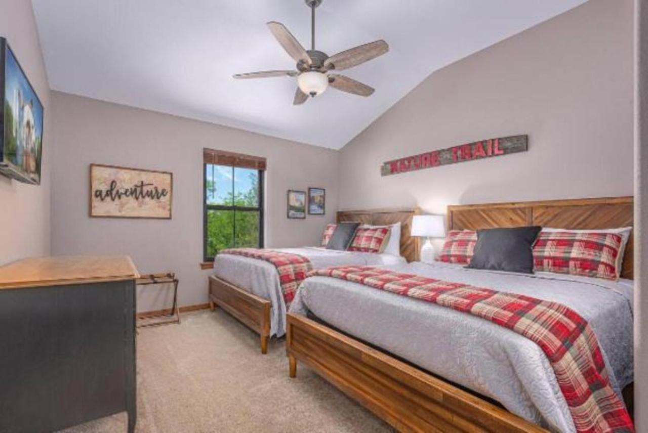Spacious Home In Branson - 8 Bed, 6 Bath & Hot Tub Hollister Buitenkant foto