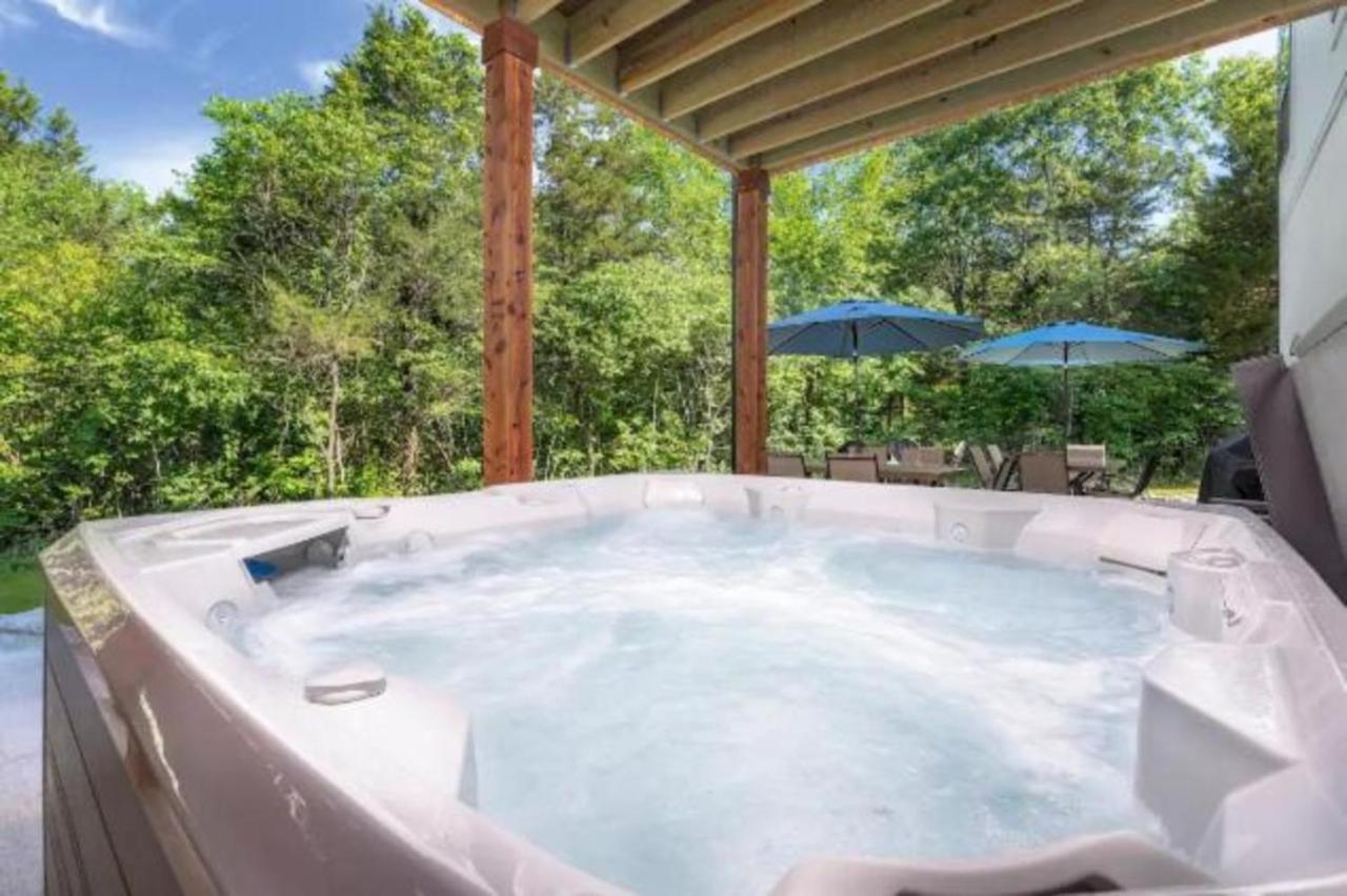 Spacious Home In Branson - 8 Bed, 6 Bath & Hot Tub Hollister Buitenkant foto